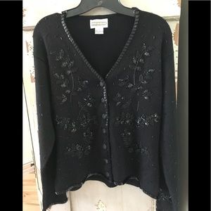 Ladies vintage sweater/Cambridge dry goods
